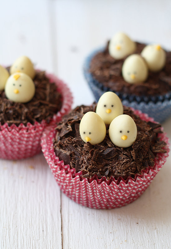 Easter-Chick-Chocolate-Cupcakes